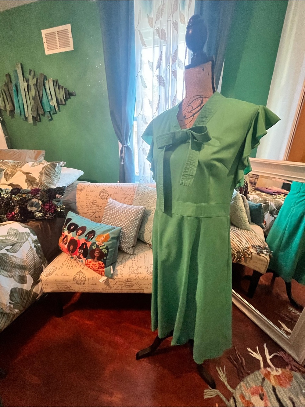 Green Ruffle Sleeve Tie-Neck Women's Dress